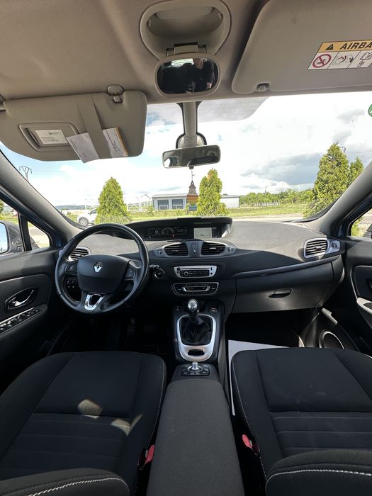 Renault Scenic • 1.2 TCe • 2016