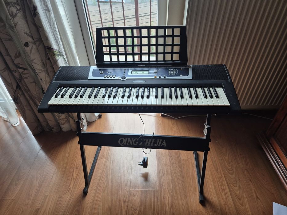 Orga electronica YAMAHA YPT 210