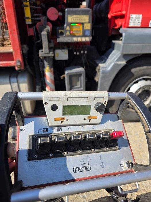 Platforma cu macara MAN