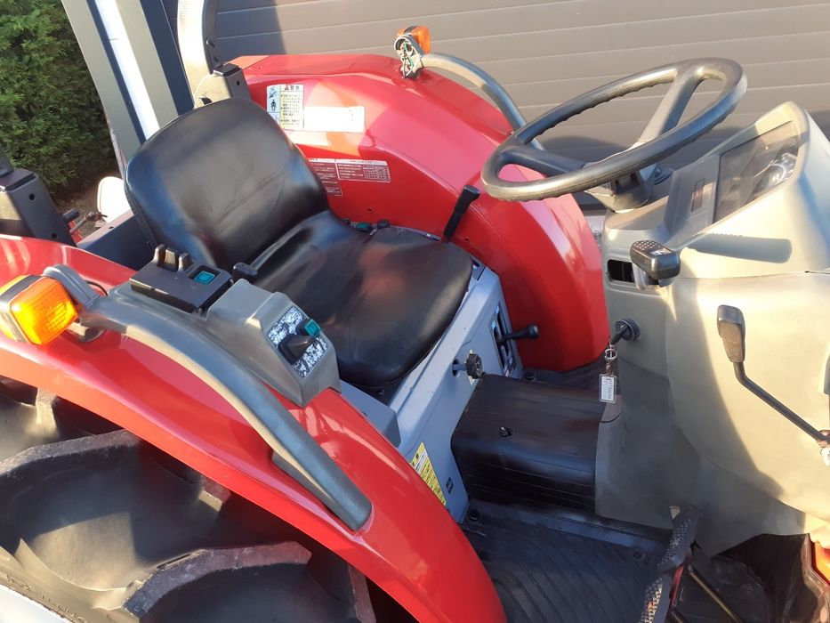 Tractor japonez kubota yanmar 30cp 4x4