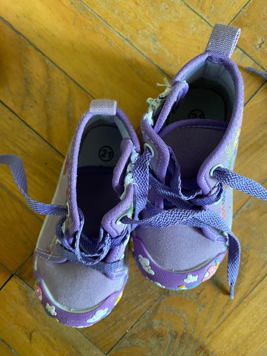 Различни обувки за момиче 20-23 н