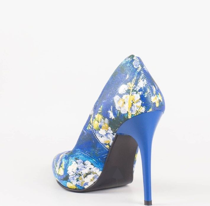 Дамски обувки стилето