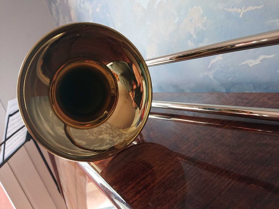 продавам алт тромбон MTP