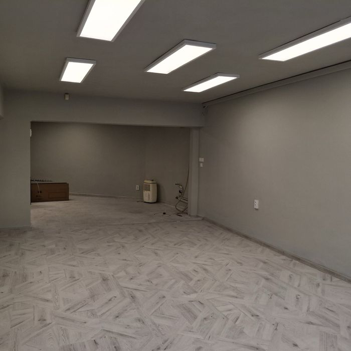 Помещение под наем подходящо за магазин или офис