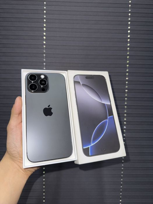 iphone 16 Pro max black