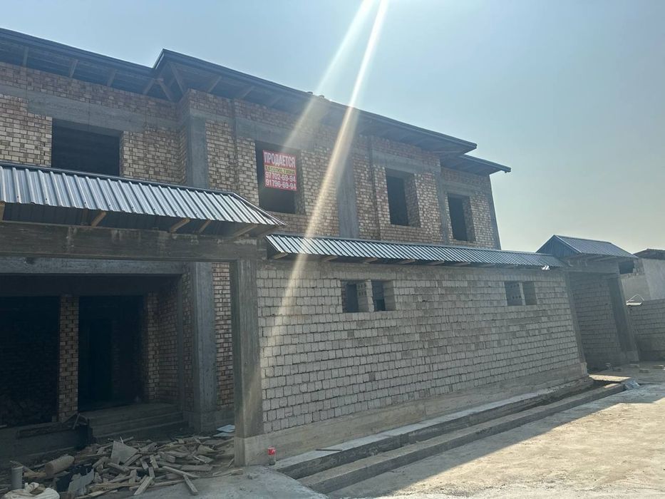 Kottej sotiladi alohida alohida qurilgan