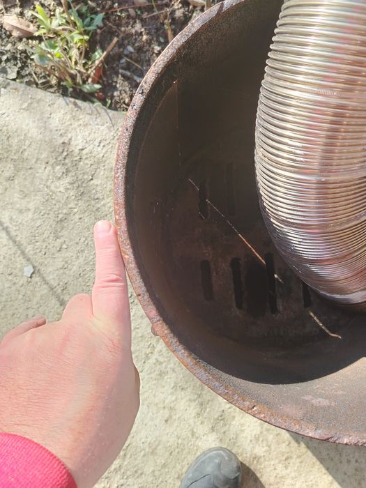 Vând boiler pe lemne de 100 litri