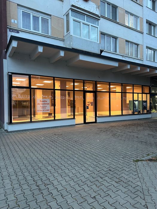 Spatiu comercial de inchiriat in Onesti