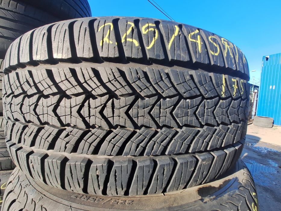 2 anvelope iarna 225/45r17 Debica Montaj Gratuit