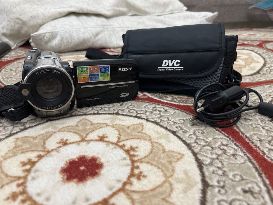 Видео аппарат Sony в отличном состоянии