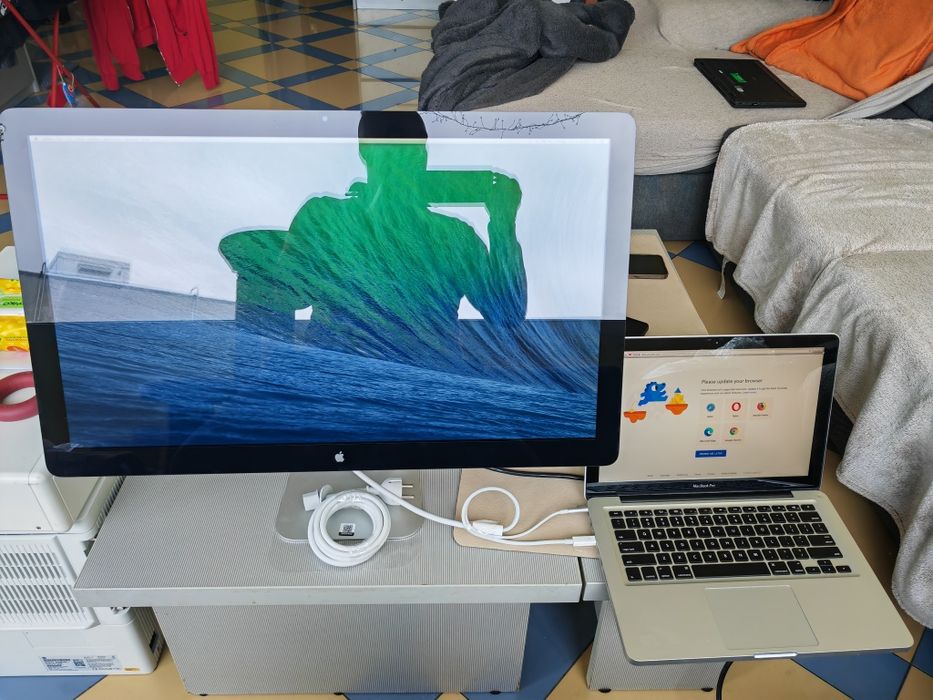 Apple Thunderbolt Display 27"-многофункционален Монитор-докинг станция