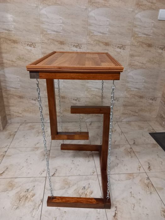 Măsuta pentru flori  sau de decor