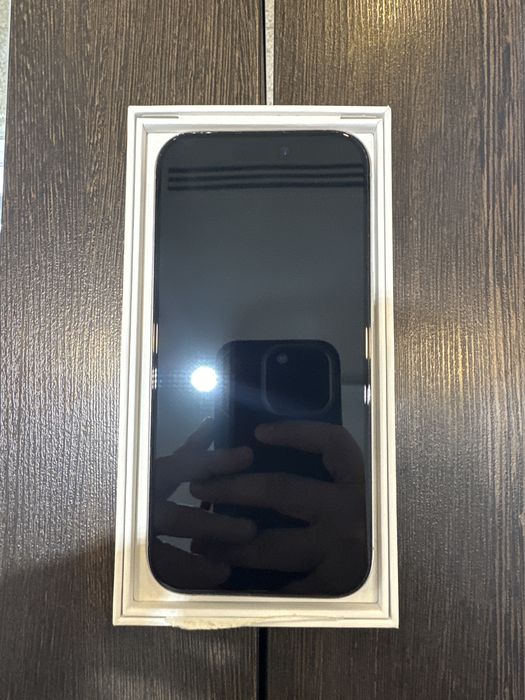 iPhone 16 Pro , 1tb, 90%