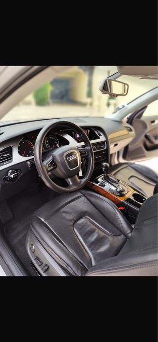 Vand Audi A4 B8 2011