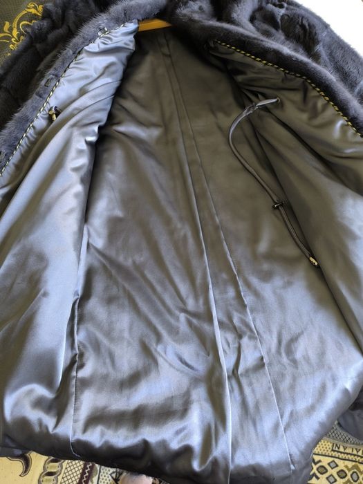 Продается шуба б/у ,состояние хорошое