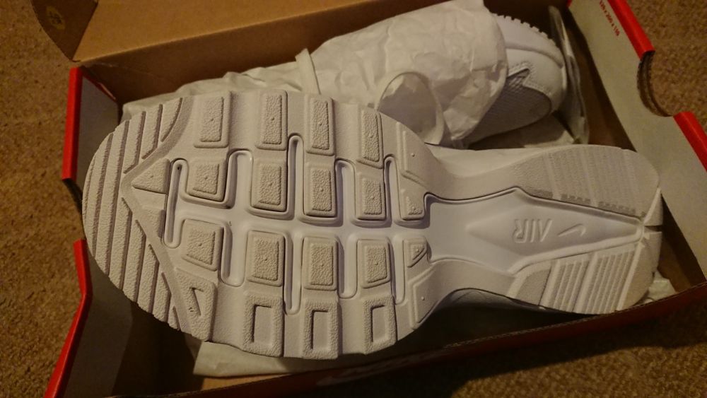 Pantofi sport nike, 39, noi