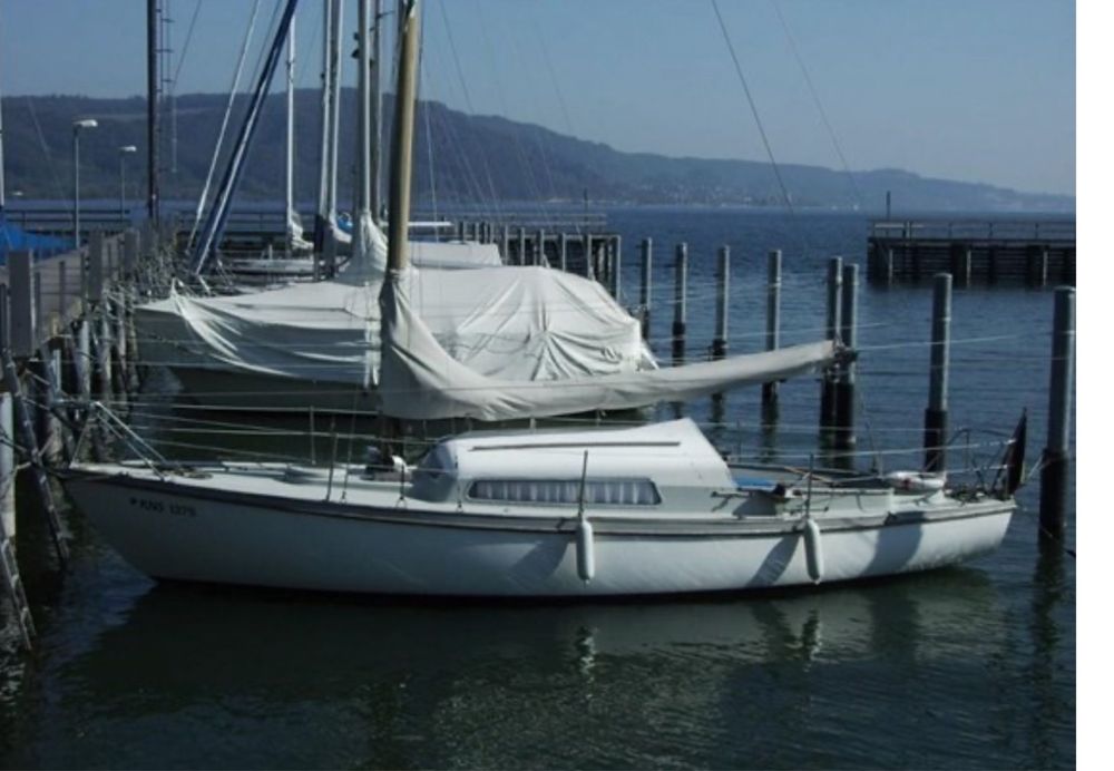 Vând Velier recondiționat motor diesel 20 noduri