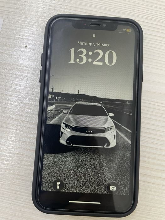 Продам айфон xr.