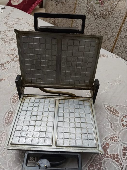 Продаю вафельницу