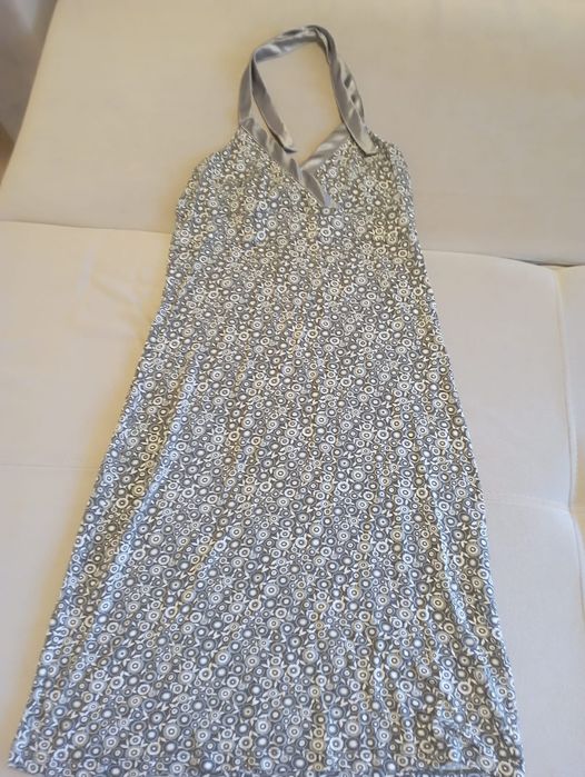 Продам женские платья