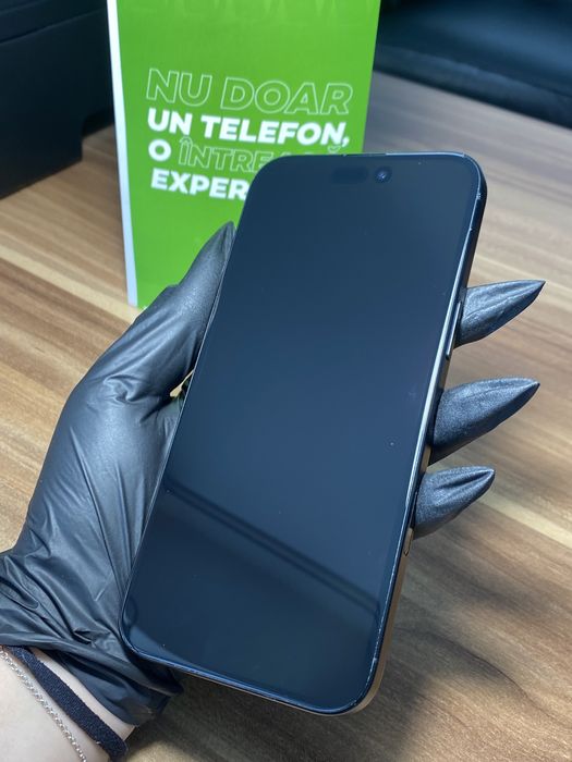 iPhone 16 Plus / 128 GB / Sănătate baterie 98% / Foarte bun