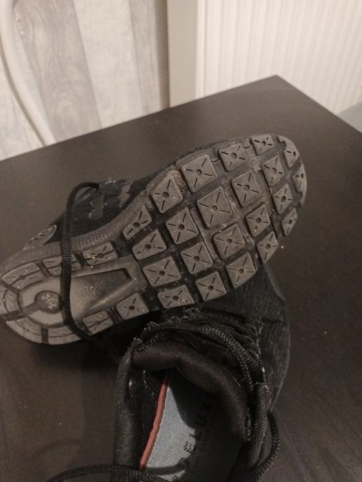 Маратонки Under Armour - Обувки за бягане Charged