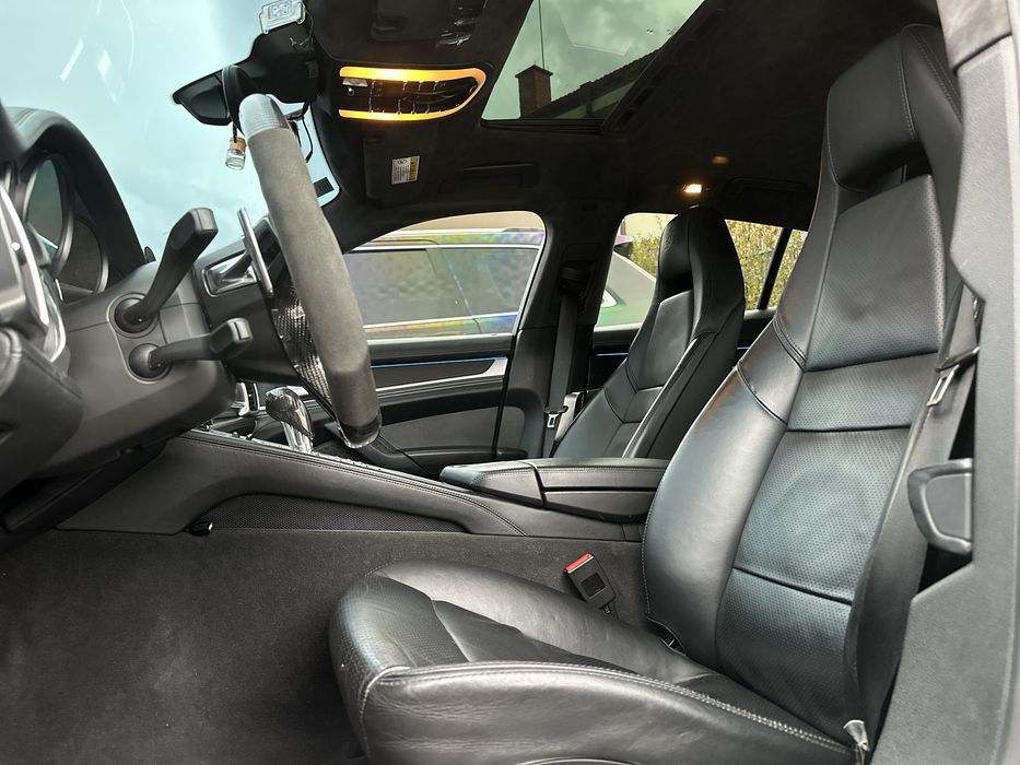 Кола за бал / сватба Porsche Panamera GTS WALD