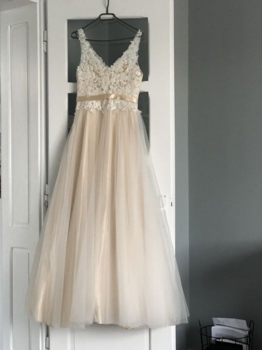 Rochie NOUA de mireasa/ocazie ivory,marime S,cordonul se poate da jos