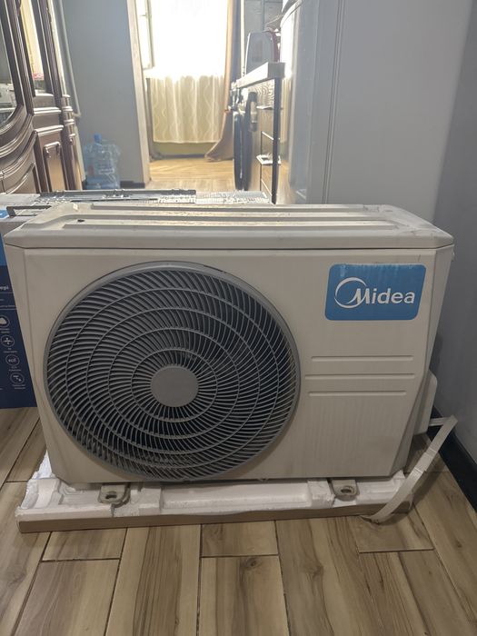 Кондиционер Midea 12 б/у