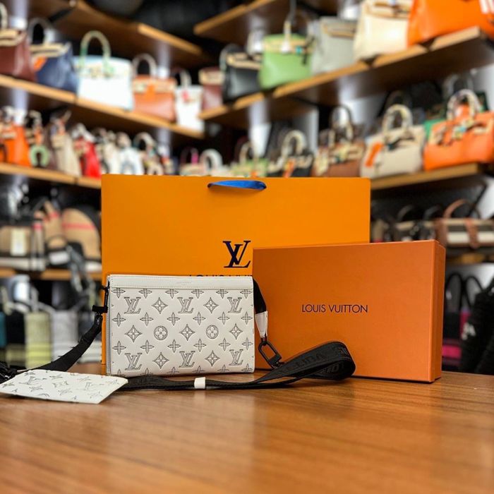 Мъжки чанти louis vuitton
