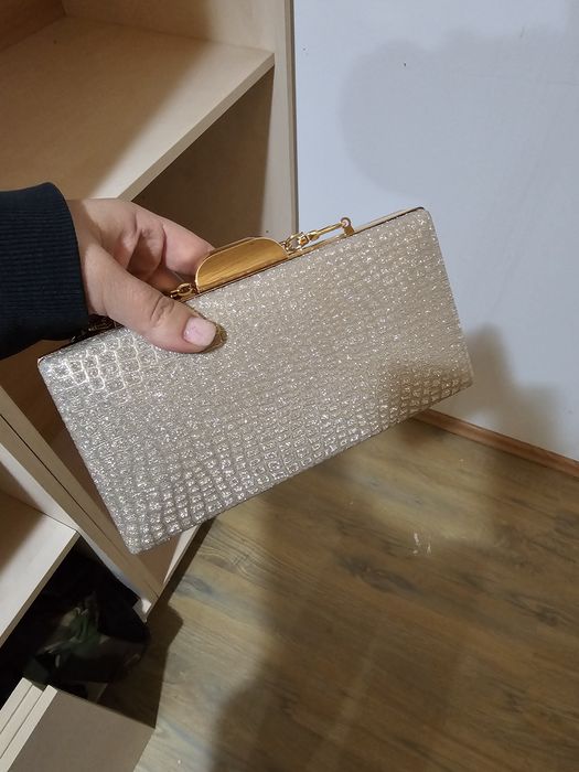 clutch elegant nou