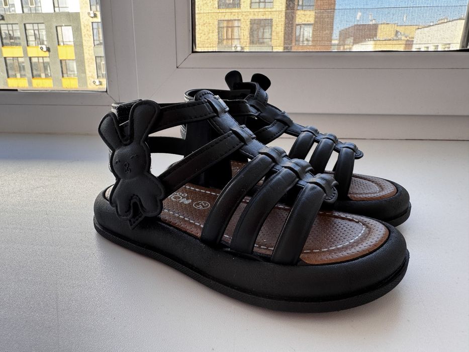 Сандали для девочки