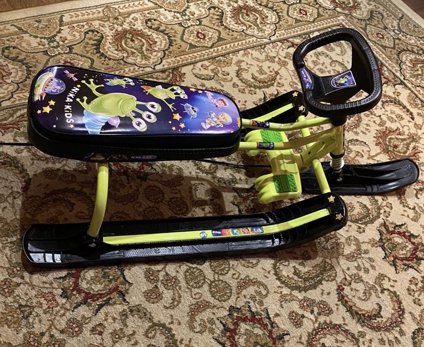 Продам снегокат с идеальном состоянии