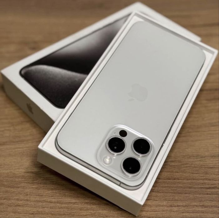Iphone 15 PRO - White Titanium, impecabil