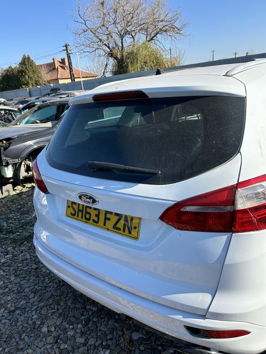 Haion cu lunetă Ford Focus 3 Break