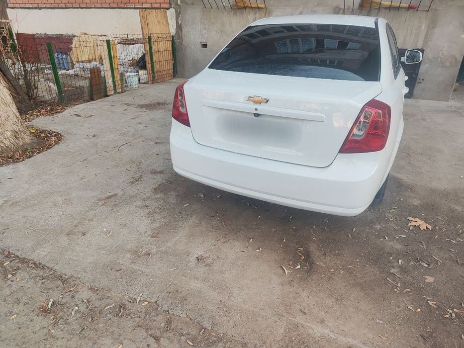 Jentra avtomat, benzin- gaz