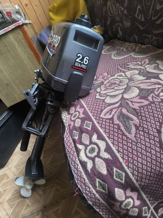Продам лодочный мотор.