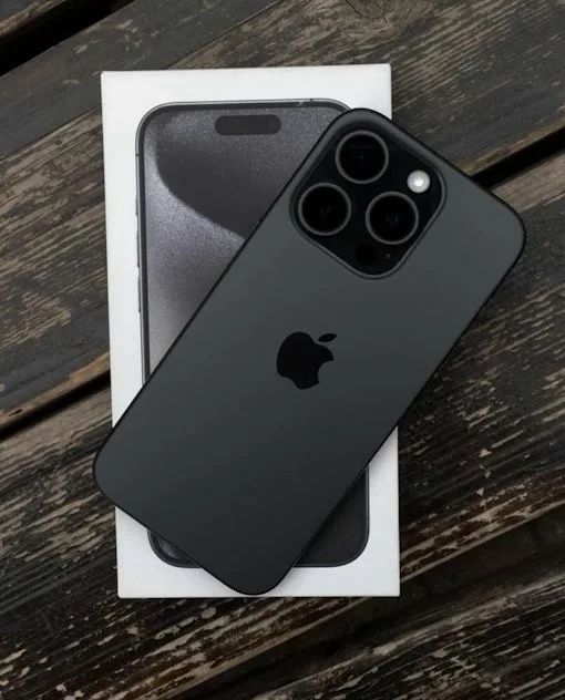 Iphone 15 pro black titanium 256gb