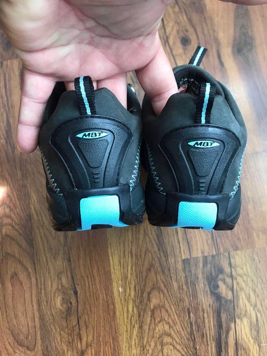 Нови туристически  обувки MBT Gore-tex Swiss