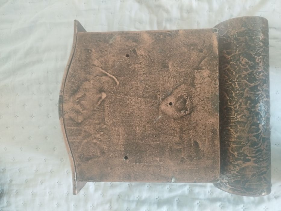 Масивна пощенска кутия с орнаменти