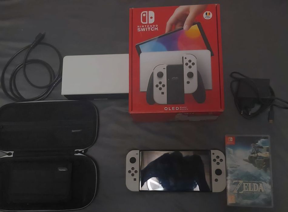Nintendo Switch Oled + Zelda / Fgames