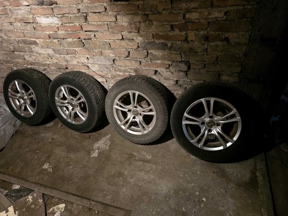 Джанти с гуми 17ки от пежо