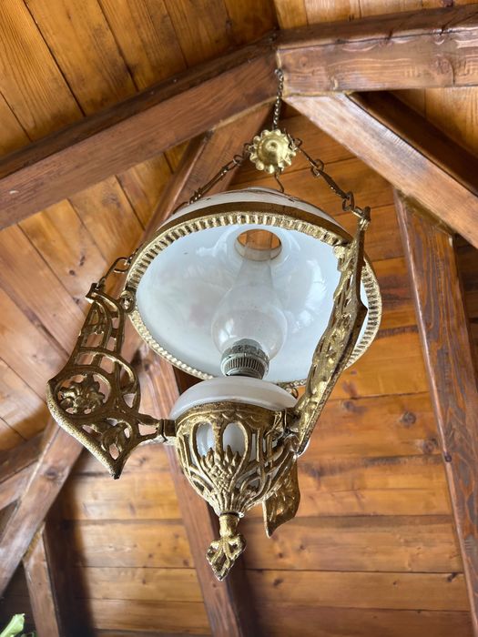 Vând lampă pe gaz de epocă 70 ani