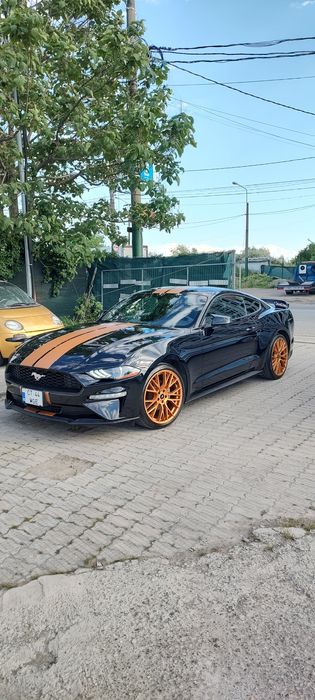 FORD Mustang 2019