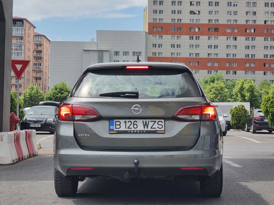 OPEL Astra 2019 — imagine 5