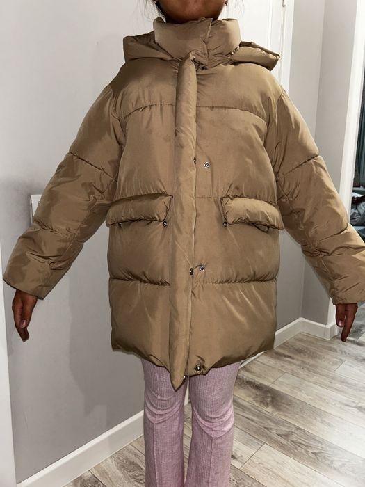 Куртка на девочку ,рост 140см zara