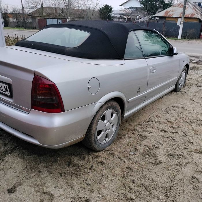 Opel Astra Bertone
