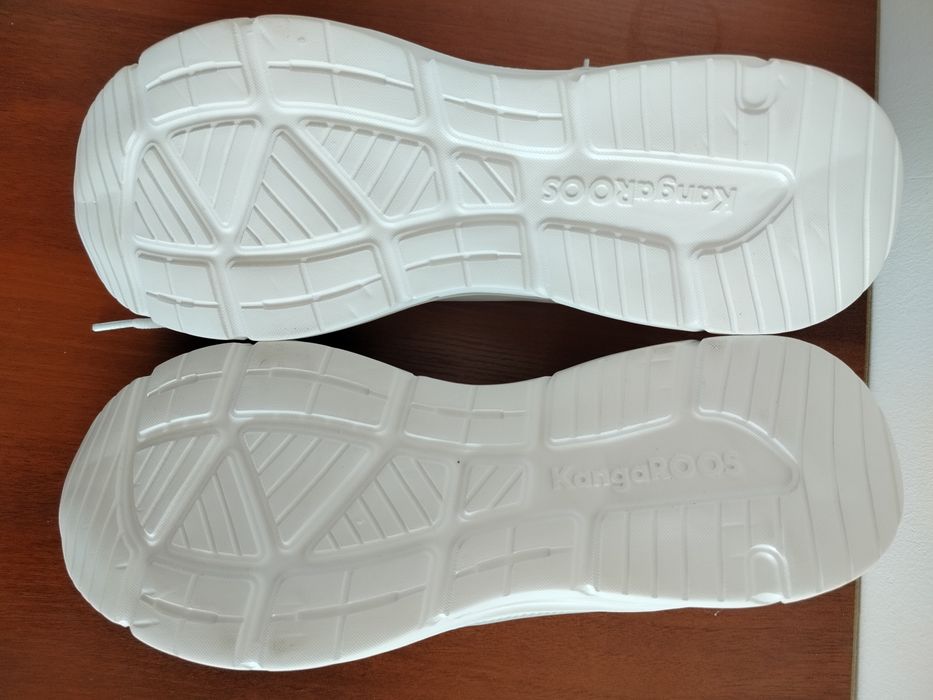 Продажа кроссовок бренда KangaROOS ,