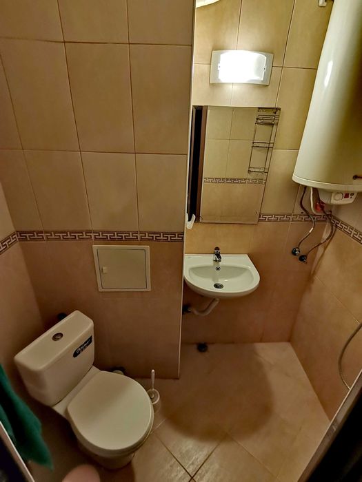 Дава се под наем Едностаен апартамент в Бургас, Славейков - 42 кв.м за 204 € - Снимка #3