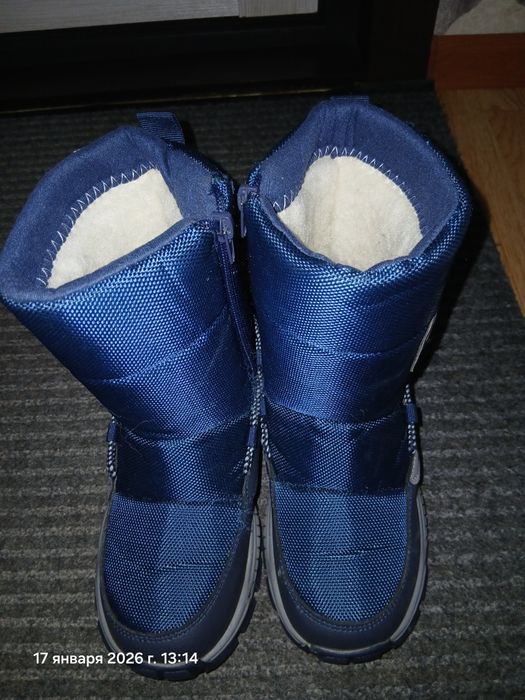 Продам дутики 35 размер